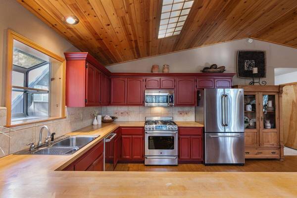 10166 Olympic Boulevard, Truckee, CA 96161-0000