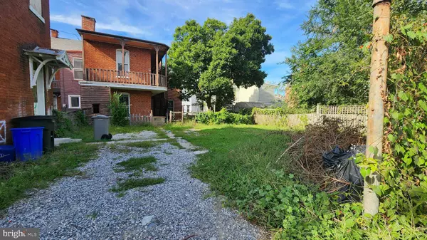 228-230 E PHILADELPHIA ST, York, PA 17404