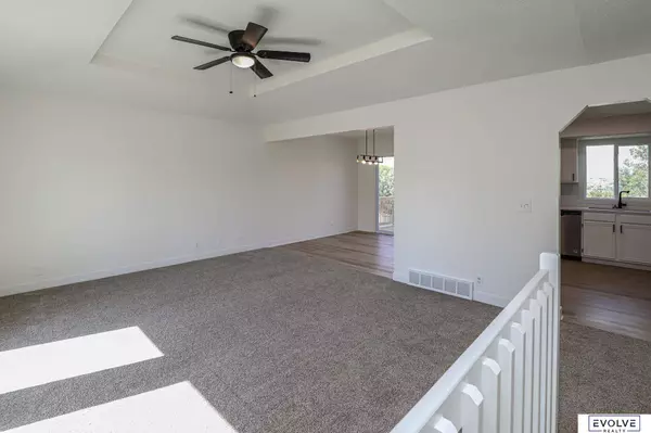 12934 Himebaugh Avenue, Omaha, NE 68164