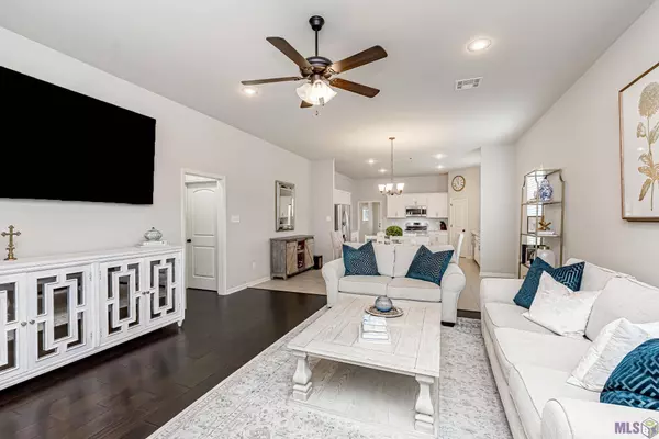 6642 RED ROSE DR, Baton Rouge, LA 70817