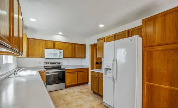 1903 Mendius LN, Los Alamos, NM 87544
