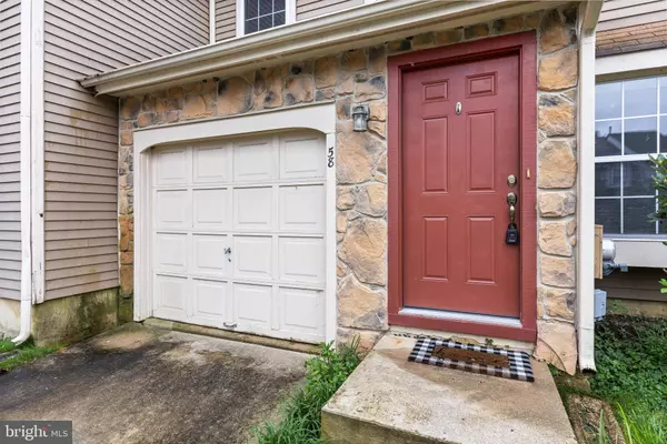 58 KETTLEBROOK DR, Mount Laurel, NJ 08054