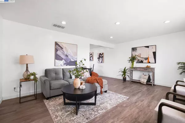 2705 ARF AVENUE, Hayward, CA 94545