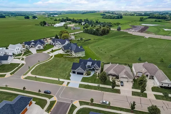 829 Walter Run, Waunakee, WI 53597