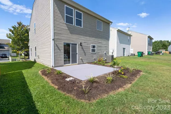 9018 Newfield ST, Charlotte, NC 28216