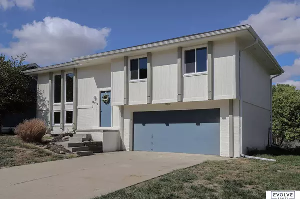 12934 Himebaugh Avenue, Omaha, NE 68164