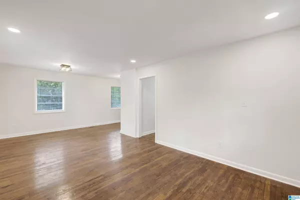 7828 4TH AVENUE S, Birmingham, AL 35206