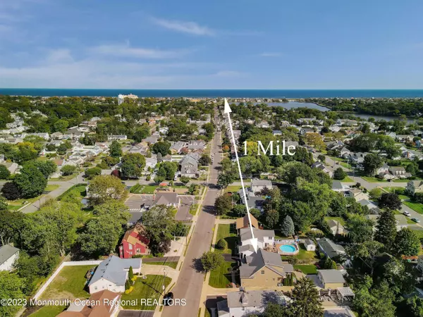 913 Ocean Road, Spring Lake Heights, NJ 07762