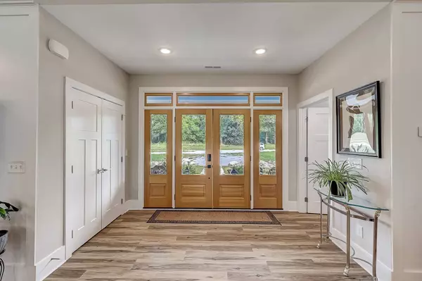 1740 Bear Creek Pike, Columbia, TN 38401