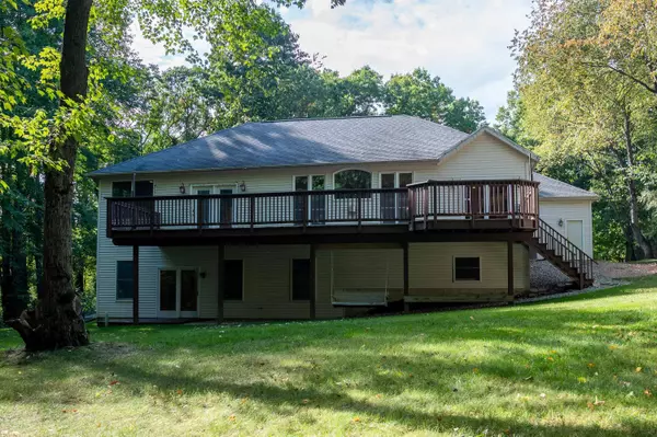 5912 Rocky Road, Kalamazoo, MI 49004