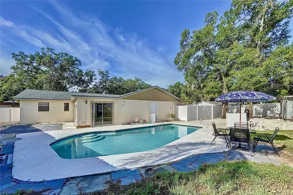 732 TRADEWINDS DR, Brandon, FL 33511