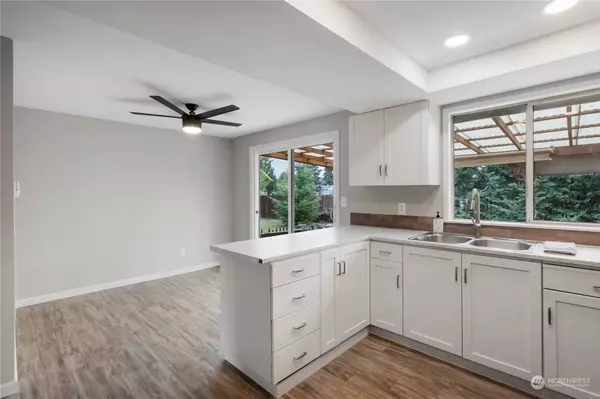 307 Whitesell CT NW, Orting, WA 98360