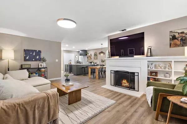 5328 Callister AVE, Sacramento, CA 95819