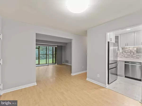 11609 VANTAGE HILL RD #2A, Reston, VA 20190