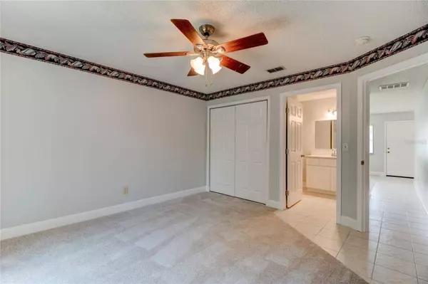 1601 BIG TREE RD #104, South Daytona, FL 32119