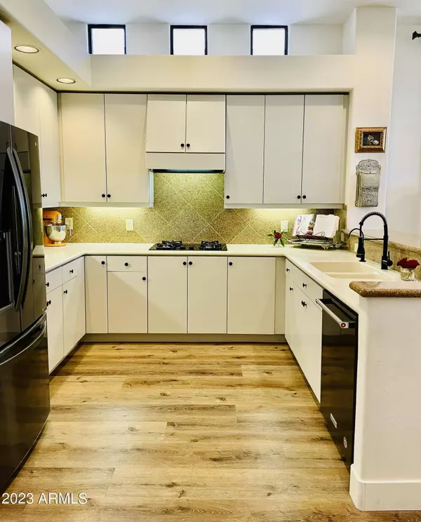 9455 E CAVALRY Drive, Scottsdale, AZ 85262