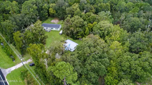 687 N HIGHWAY 17, Palatka, FL 32177