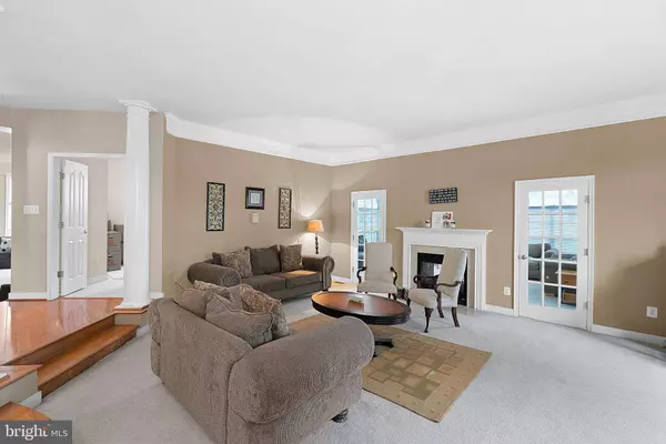 42245 FORDING BRANCH CT, Leesburg, VA 20176