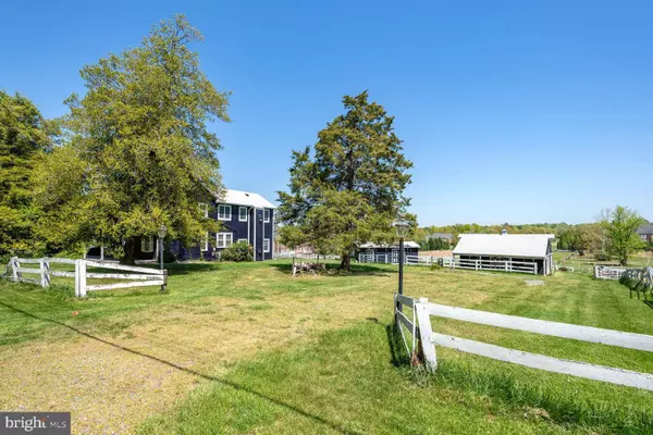 11641 GLEN RD, Potomac, MD 20854