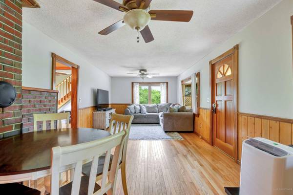 270 Waterville Road, Belfast, ME 04915