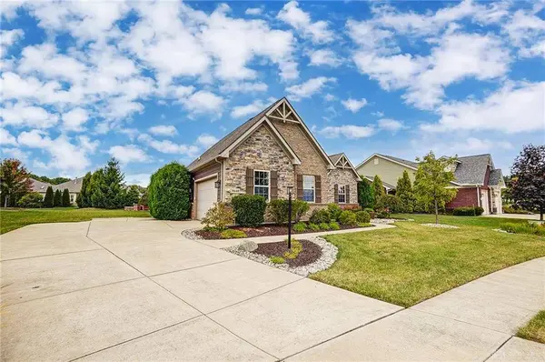 9449 Avingnon Way, Clearcreek Twp, OH 45458