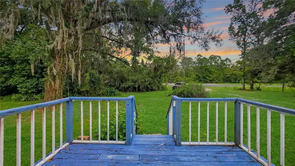 687 N HIGHWAY 17, Palatka, FL 32177