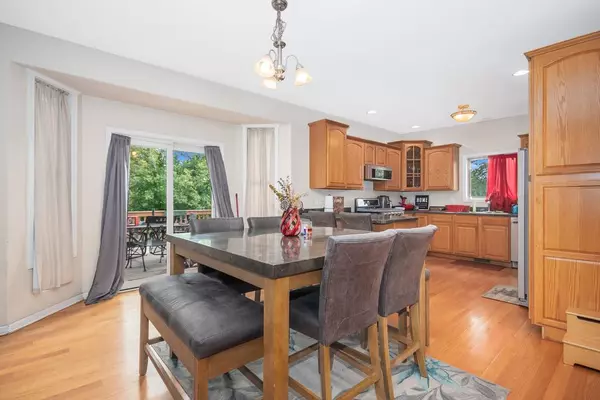 753 W VERMONT ST, Villa Park, IL 60181