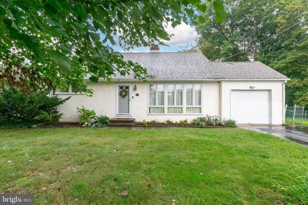 166 W MORELAND AVE, Hatboro, PA 19040