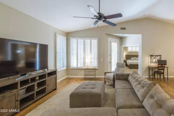 1147 E TEMPLE Court, Gilbert, AZ 85296