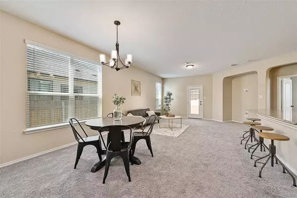 279 Crimson LN, Kyle, TX 78640