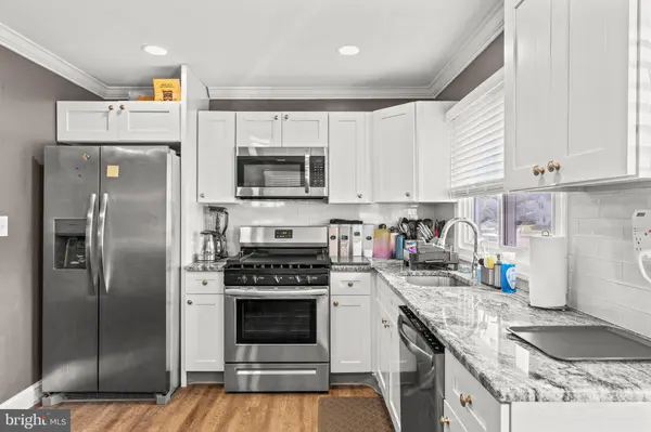 28 BUCKINGHAM DR, Willingboro, NJ 08046