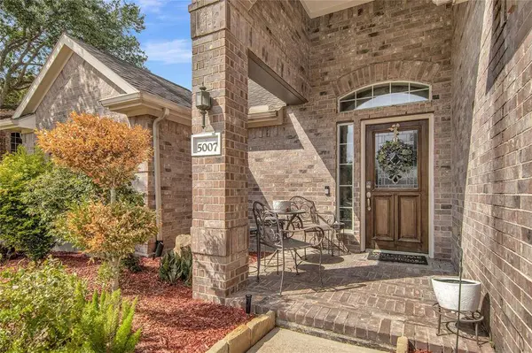 5007 Spring Oak DR, Pasadena, TX 77505