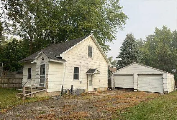 204 NW Grove ST, Brownsdale, MN 55918