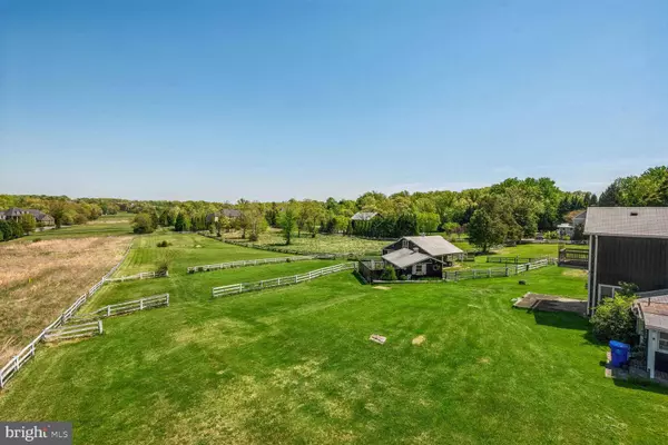 11641 GLEN RD, Potomac, MD 20854