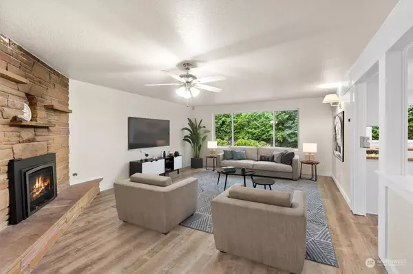 12027 SE 184th ST, Renton, WA 98058