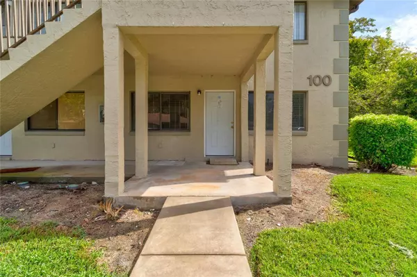 1601 BIG TREE RD #104, South Daytona, FL 32119