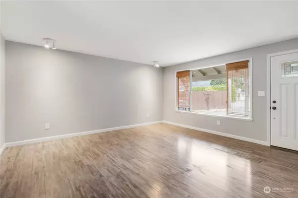 307 Whitesell CT NW, Orting, WA 98360