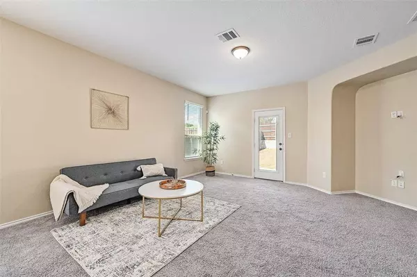 279 Crimson LN, Kyle, TX 78640