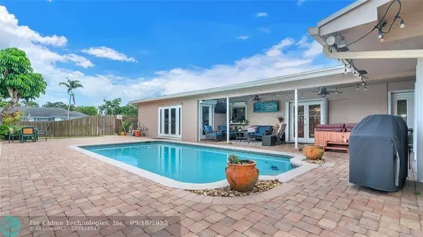 7441 NW 6th Ct, Plantation, FL 33317