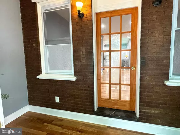 2123 S LAMBERT ST, Philadelphia, PA 19145