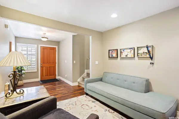 1681 N PAGES PLACE DR W, Bountiful, UT 84010