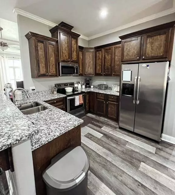 102 Hay Meadow Drive, Winona, TX 75792