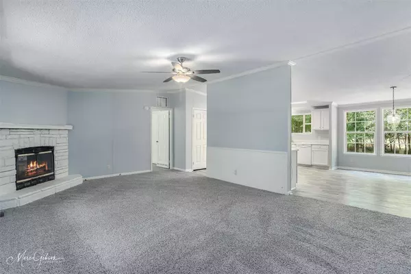 9162 Adams Road, Keithville, LA 71047