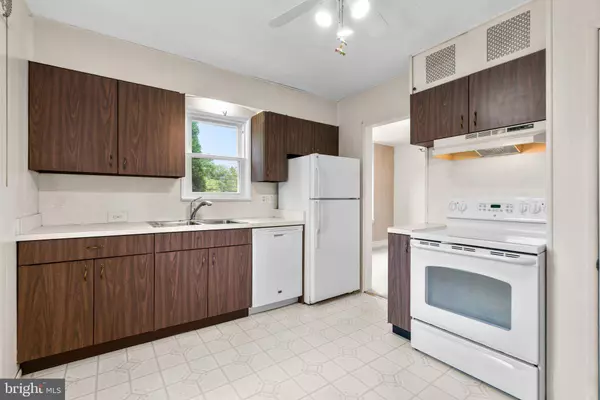 8108 SAVAGE GUILFORD RD, Savage, MD 20763