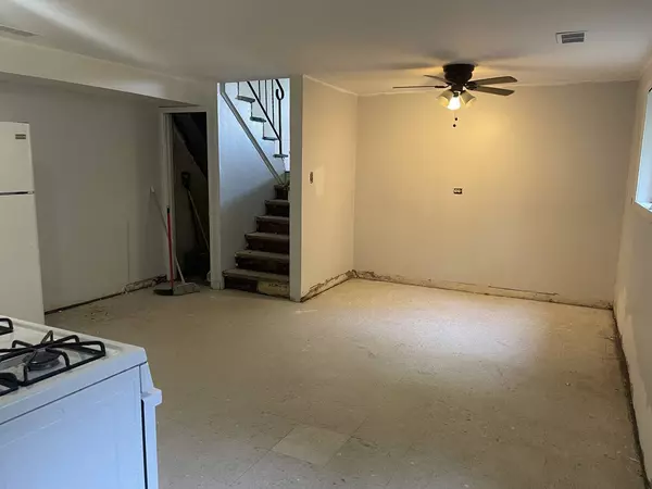 11546 S Peoria S Street, Chicago, IL 60643