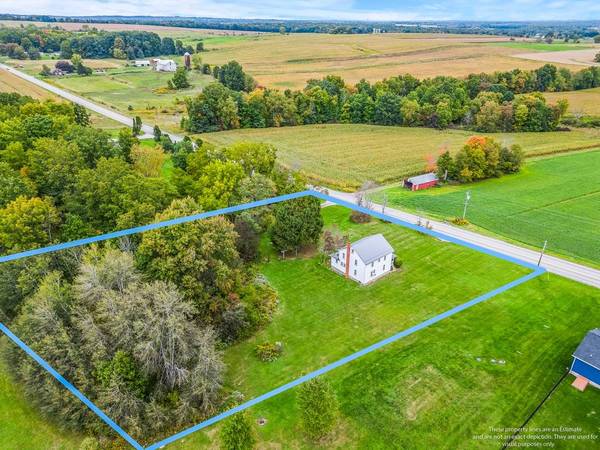 4259 Perry Hwy, Volant, PA 16156