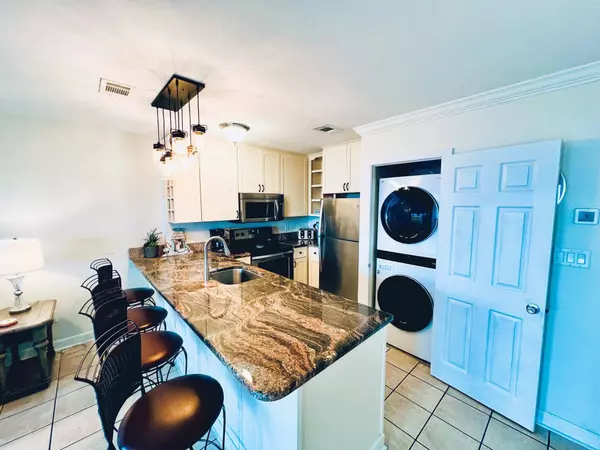 862 Scallop Court  #UNIT 208, Fort Walton Beach, FL 32548