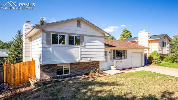 7220 Red Cloud ST, Colorado Springs, CO 80911