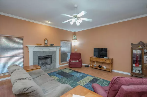 2614 Stone Creek Lane, Corinth, TX 76210