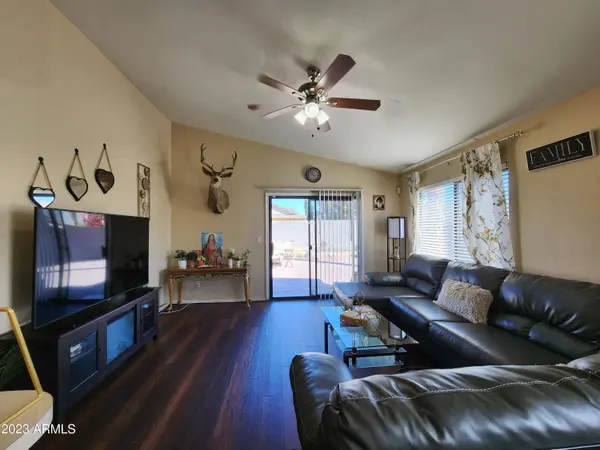 3118 W VIA MONTOYA Drive, Phoenix, AZ 85027